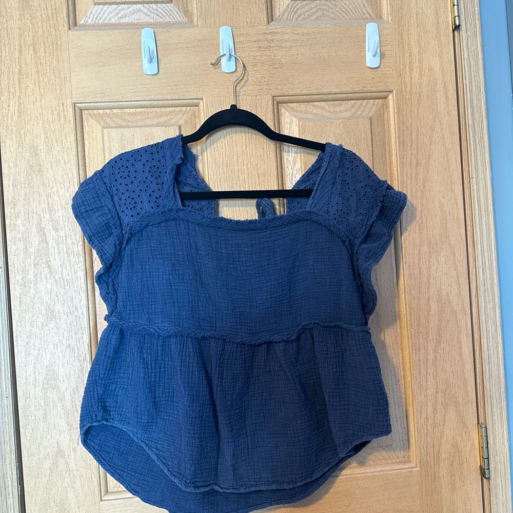 Maurices Navy Textured Sleeveless Top
